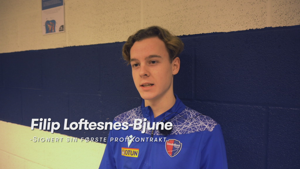 Filip Loftesnes-Bjune har signert